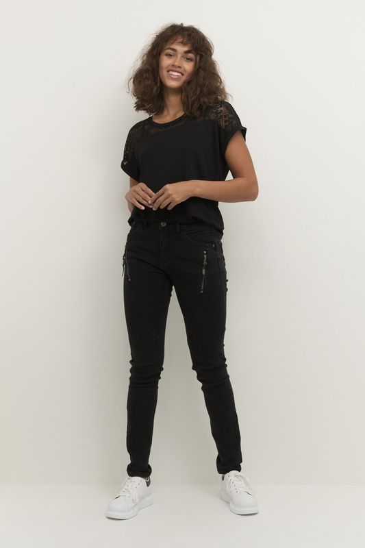 Cream - CR Trulla - Blouse - Zwart - Gevoerde Zoom/Rand - Slanke Pasvorm