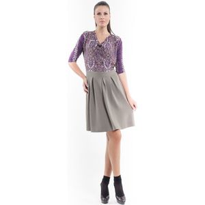 Jurk met printdetail en volledig geplooide rok