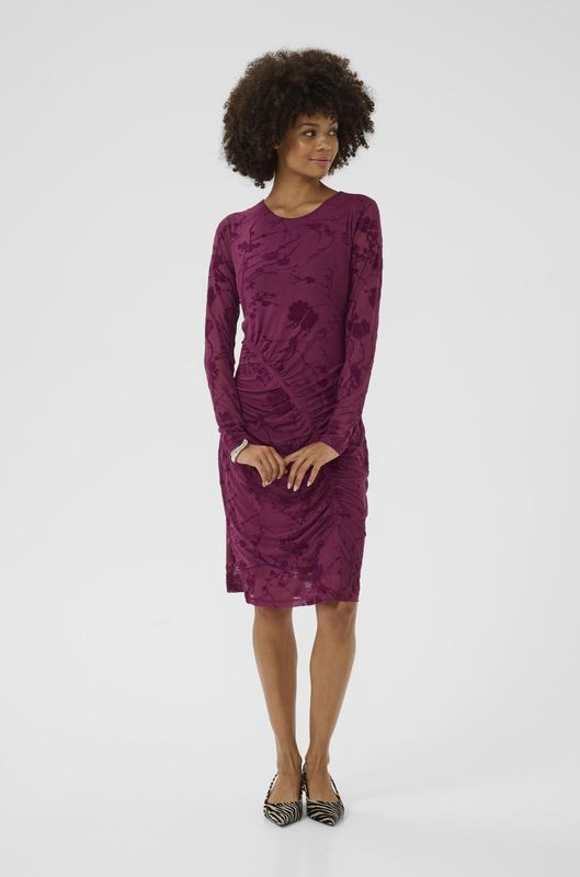 Jurk - Cupalida Fitted - Wine - Damesjurk - Lange Mouwen - Ronde Hals