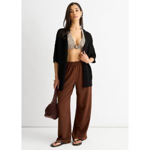 Zwart gehaakt gebreid vest van rand tot rand