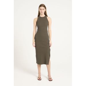 Gestuz - Drew - Jurk - Kaki - 3/4 Lengte - Mouwloos - Figuur Omarmend