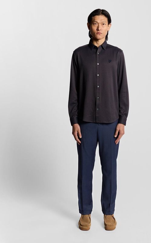 Lyle & Scott Sharkskin geplooide broek - zwart