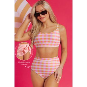 Hoogzijdige Bikini Set Met Sarong
