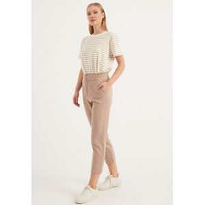 Broek met gedetailleerde zakken