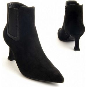Montevita Heel Ankle Boot Luxbotintac In Black