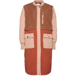 Etta Pile-jas in donkerrood