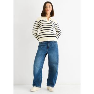 Cream Stripe V Neck Collar Knit Trui