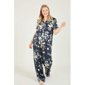 Yumi Plus Size Marineblauwe, Satijnen, Gebloemde Pyjama Met Contrast - Maat 2XL