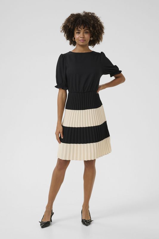 CULTURE - Paddy Betty - Jurk - Beige/Zwart - Slanke Pasvorm - Kwartmouw