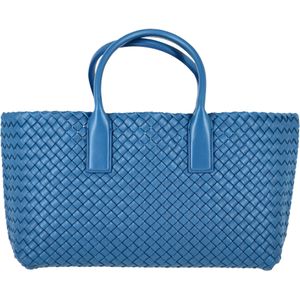Bottega Veneta Kleine Cabat Tote in Blauw Lamsleer