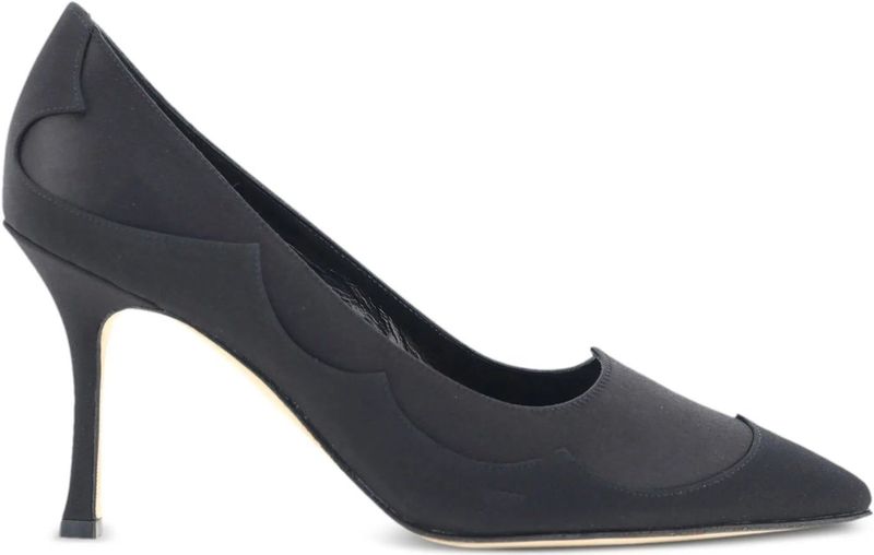 Manolo Blahnik - Fabrakahi 90 - Pumps - Zwart - 100% Zijde