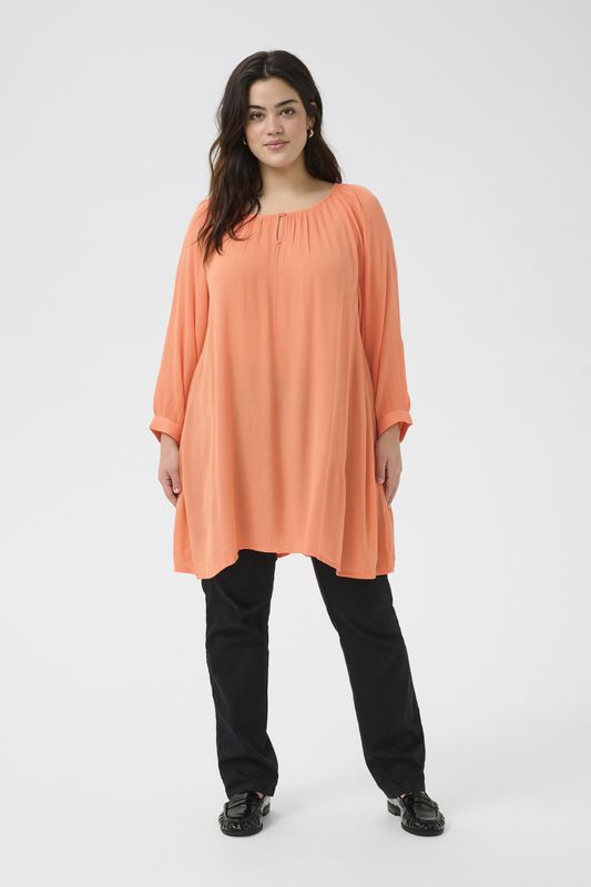 KAFFE - CURVE - Tuniek - Koraal - Lange Pasvorm - Driekwart Mouw