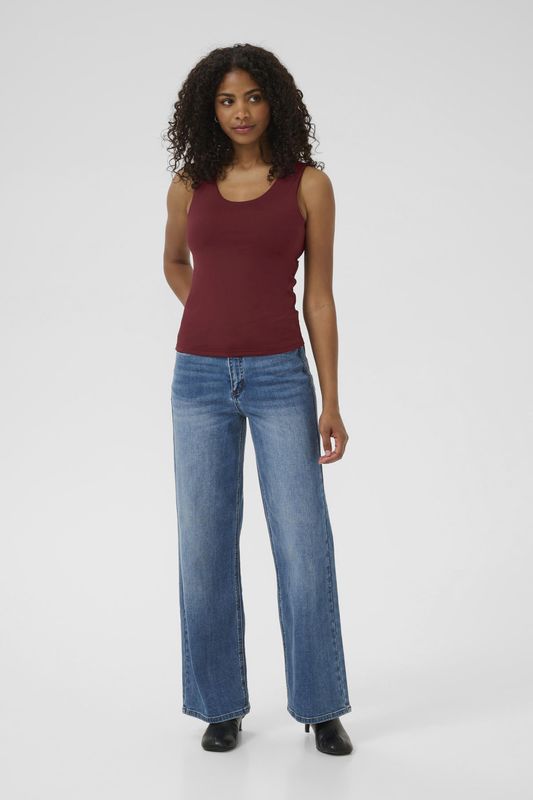 Kaffe - Top 'KAArina' - Karmijnrood - Mouwloos - Slanke Pasvorm