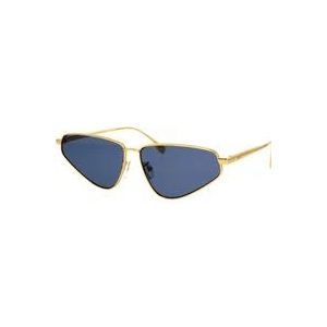 Fendi Glamoureuze Cat-Eye Zonnebril met Blauwe Organische Lenzen , Yellow , Dames , Maat: ONE Size