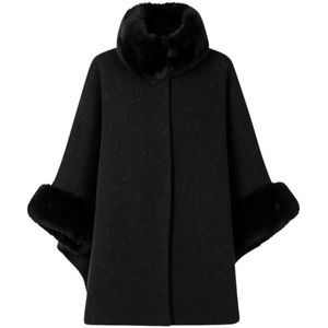 Twinset - Jassen - Zwart - Korte Poncho met Nep Bontafwerking - Oversized