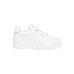 Tod's Witte Leren Sneakers met Rubberen Zool , White , Dames , Maat: 36 1/2 EU
