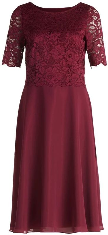Vera Mont - Glamour Feeling - Cocktailjurk - Rood - Chiffon - Kanten