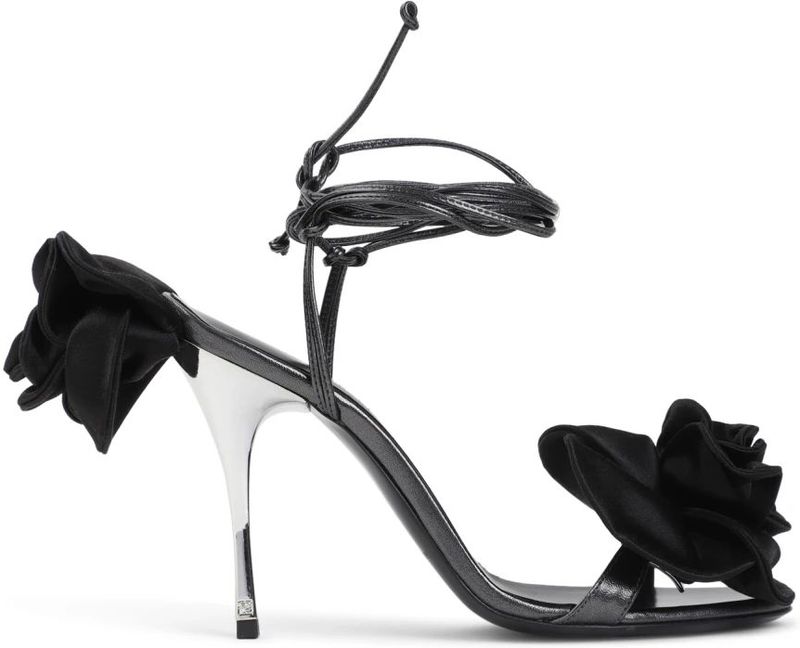 Magda Butrym - Sandalen - Zwart - 100% Kalfsleer - Bloemaccenten