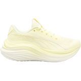 PUMA - MagMax NITRO - Hardloopschoenen - Goud