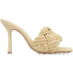 Bottega Veneta, Dames, Schoenen, Beige, Maat: 39 1/2 EU Leer,