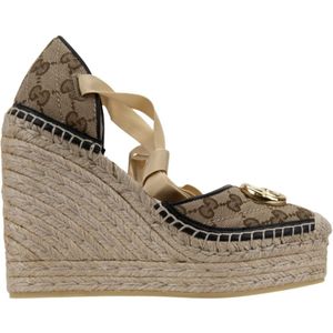 Gucci, Dames, Schoenen, Beige, Maat: 40 1/2 EU Suède,