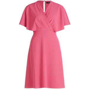 Vera Mont - Cocktailjurk - Rood - Dames - Met Uitlopende Rok en V-hals