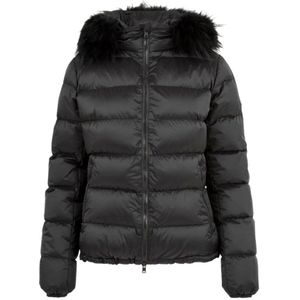 People of Shibuya, Dames, Jassen, Zwart, Maat: S