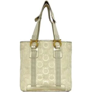 Salvatore Ferragamo Pre-owned, Dames, Pre-owned, Beige, Maat: ONE Size Leer,