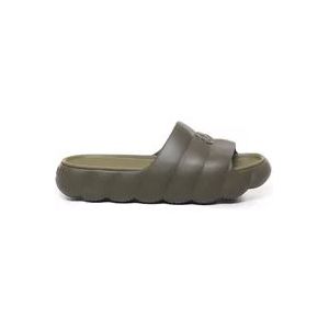 Moncler Groene Slide Sandalen met Duvet Decoratie , Green , Heren , Maat: 40 EU