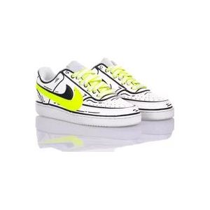 Nike Sneakers , White , Heren , Maat: 36 1/2 EU