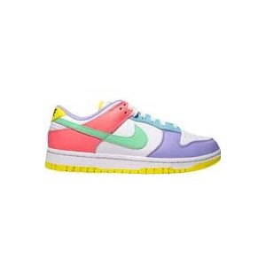 Nike Paas Low SE Sneakers Limited Edition , Multicolor , Dames , Maat: 36 EU