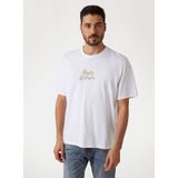 Oversized T-Shirt Logo