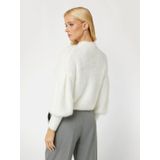 Trui - Pluizig Garen - Korte Col - Lange Mouwen - Relaxed Fit