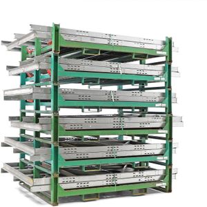 Gebruikte Bandenopslag partij-aanbieding verticale belading L:2000,B:1410,H:2470mm groen