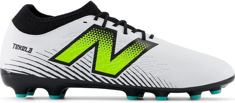 New Balance - Tekela Magique Ag V4+ - Voetbalschoenen - Zwart - Synthetisch