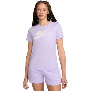 Nike Sportswear Essentials Tee