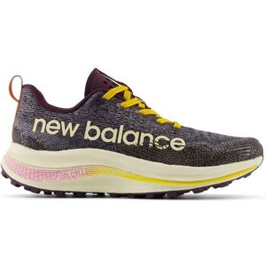 New Balance Womens FuelCell SuperComp Trail Trailrunningschoenen (Dames |grijs)