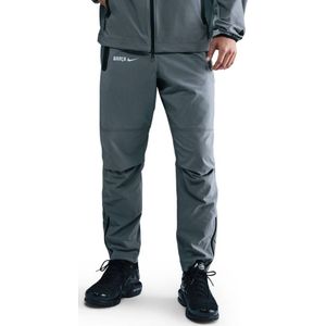 Nike FC Barcelona Tech Woven Trainingsbroek 2025-2026 Donkergrijs Zwart