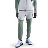 Nike - Tech Fleece - Joggingbroek - Groen