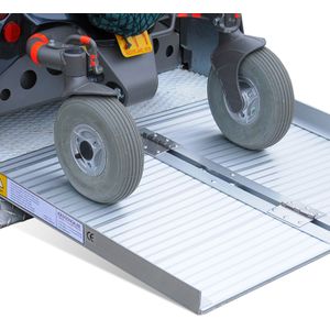 Oprijplaten oprijplaat aluminium opvouwbaar 60 cm L:610,B:735,H:70mm Laadvermogen (kg): 270.