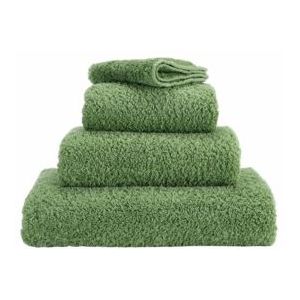 Douchelaken Abyss & Habidecor Super Pile Forest (70 x 140 cm)