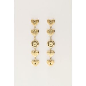 Iconic oorhangers met chunky hartjes