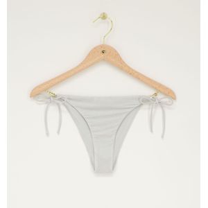 Zilverkleurig bikini broekje met lurex en strikbandjes