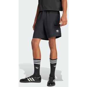 adidas Originals - Essential Woven - Korte Broeken - Olive Strata - Gerecycled Geweven Materiaal