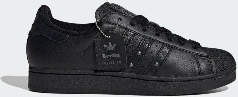 Superstar II Sneakers