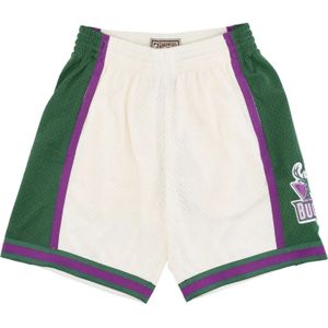 Mitchell & Ness - Milwaukee Bucks - Basketbalshorts - Wit - Heren - 100% Polyester