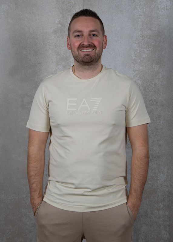 EA7 T-shirt