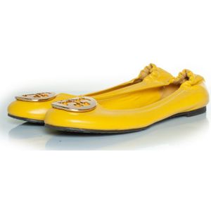 gele leren ballerina's