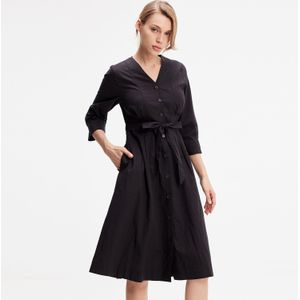 Minimalistische katoenen shirtjurk met geknoopte riem