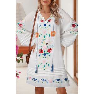 Bloemengestikte Kwastjurk